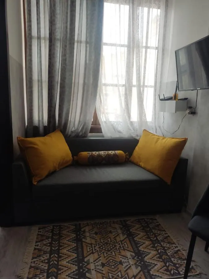 Ahmashenebeliapart Tbilisi 0*,  Gruzie